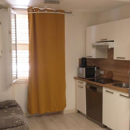 Magnifique Studio Au Coeur Historique De Fréjus Екстериор снимка